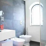 Villa Camilla 6 Bed/bath Close To The Marina *
