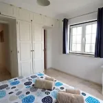 Camilla 6 Bed/bath Close To The Marina Villa *