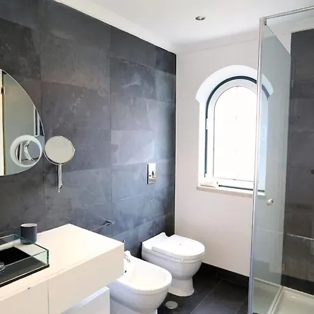 Camilla 6 Bed/bath Close To The Marina Vilamoura