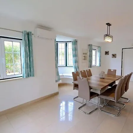 Camilla 6 Bed/bath Close To The Marina Villa Vilamoura